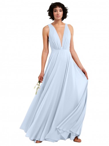 Azul Céu Claro Decote V Sem Mangas Linha A Vestidos de Madrinha / Vestidos Formais Online