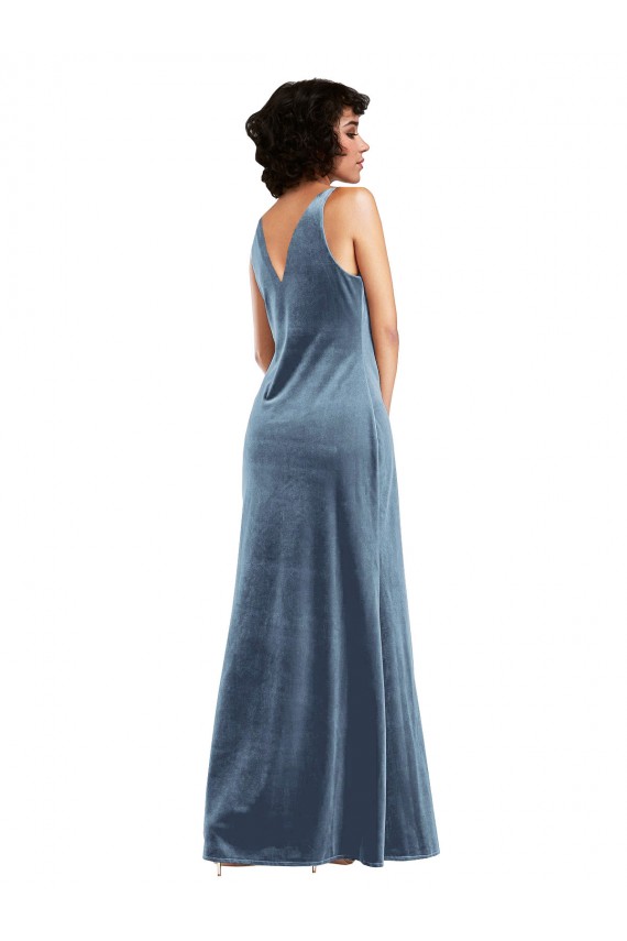 Azul Empoeirado Decote Capuz Sem Mangas Costas em V Bainha Vestidos de Madrinha / Vestidos de Festa Online