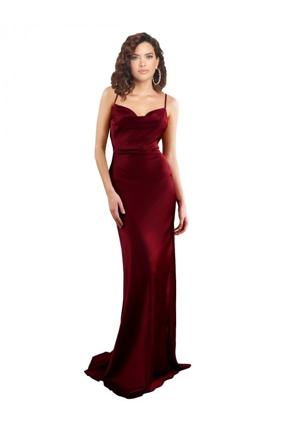 Borgonha Decote Capuz Sem Mangas Criss Cruz Bainha Vestido de Madrinha / Vestido de Noite / Vestido de Festa Online