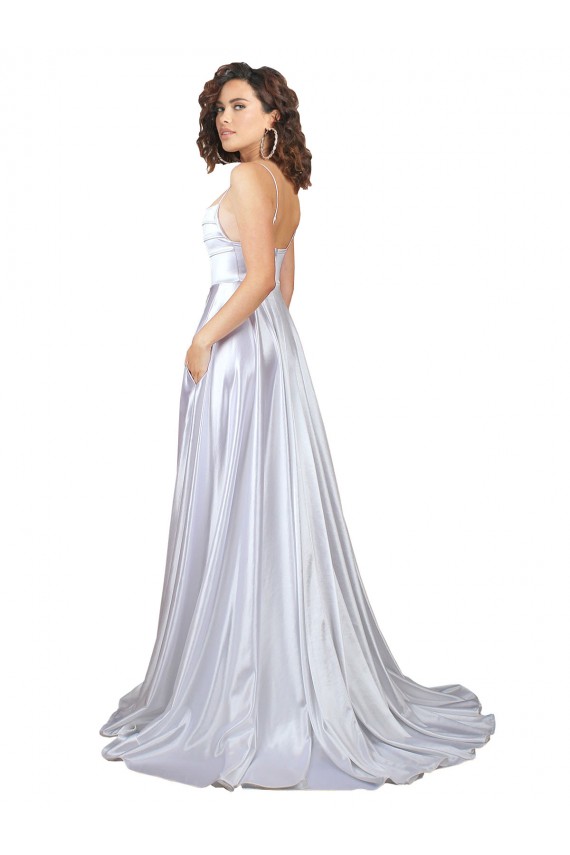 Branco Alças finas Sem Mangas Linha A Vestidos de Noiva Online