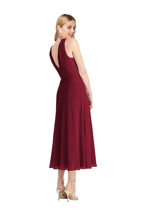 Lilás Cabeçada Sem Mangas Costas em V Linha A Vestidos de Madrinha / Vestidos de Cocktail Online