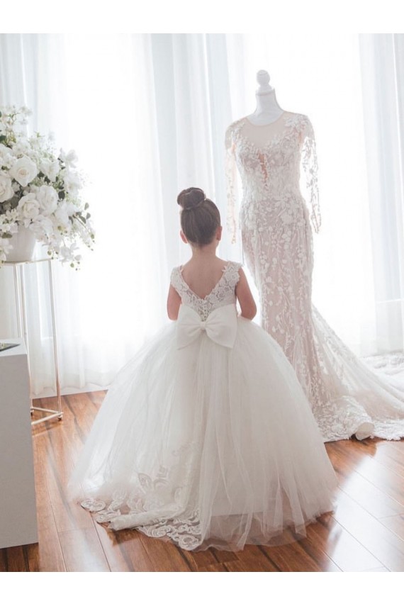 Marfim Barco Sem Mangas Vestido de Baile Vestidos para Meninas de Flores Online