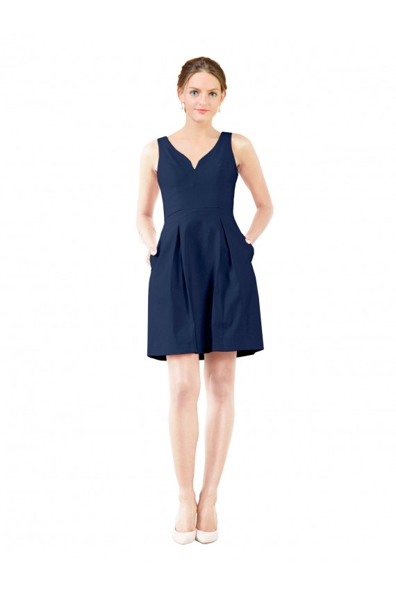 Marinha Negra Decote V Sem Mangas Linha A Vestidos de Madrinha / Vestidos de Cocktail / Vestidos de Homecoming Online