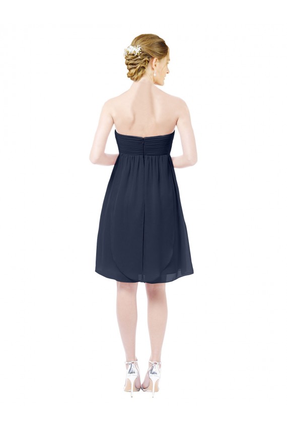 Marinha Negra Amor Sem Mangas Abrir de volta Linha A Vestidos de Madrinha / Vestidos de Cocktail Online