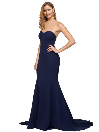 Marinha Negra Amor Sem Mangas Lombar Linha A Vestidos de Madrinha / Vestidos de Noite / Vestidos de Festa Online