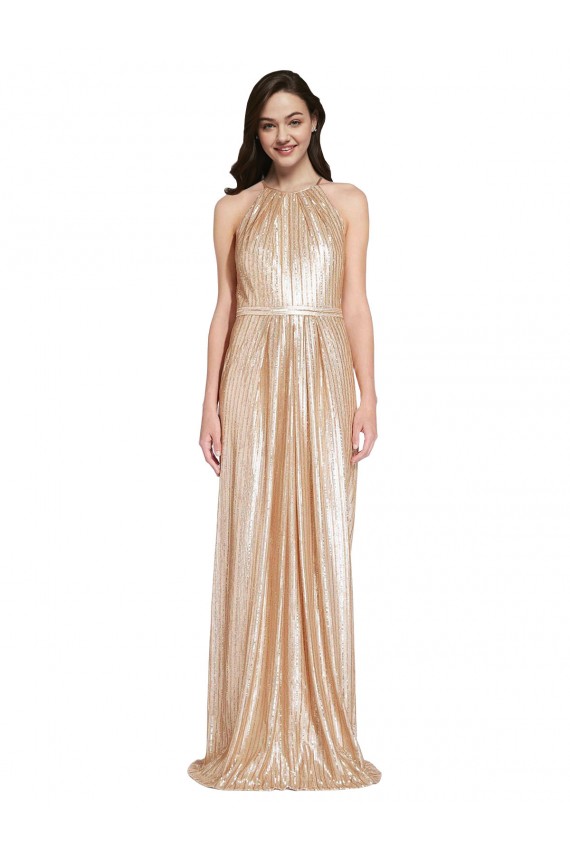 Ouro Decote Alto Sem Mangas Bainha Vestidos de Madrinha / Vestidos de Noite / Vestidos de Festa Online