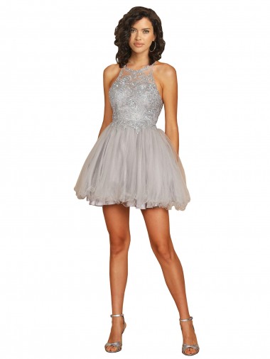 Prata Cabeçada Sem Mangas Criss Cruz Linha A Vestidos de Madrinha / Vestidos de Cocktail / Vestidos de Homecoming Online