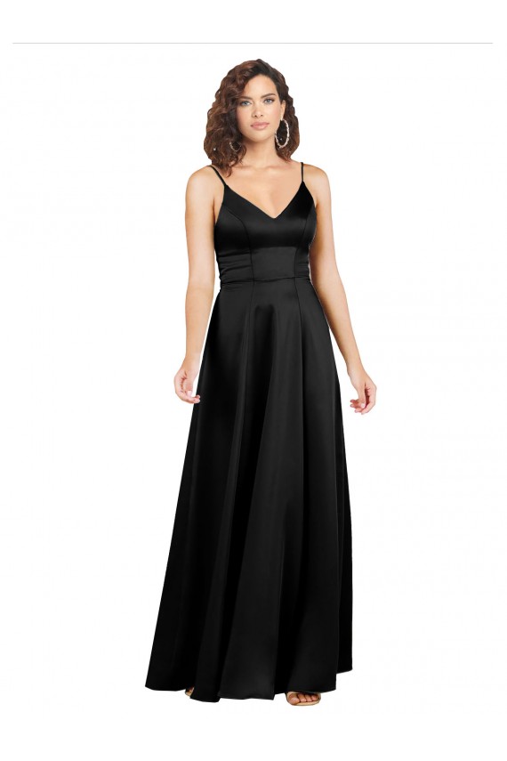 Preto Decote V Sem Mangas Costas em V Linha A Vestidos de Madrinha / Vestidos de Noite / Vestidos de Festa Online