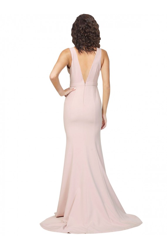 Rosa Decote V Sem Mangas Costas em V Bainha Vestidos de Madrinha / Vestidos de Noite / Vestidos de Festa Online