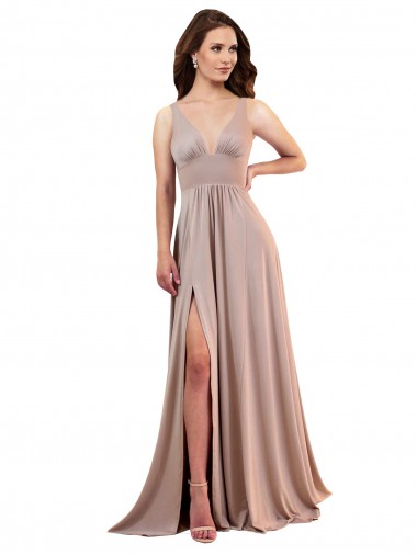 Rosa Empoeirado Decote V Sem Mangas Lombar Linha A Vestidos de Madrinha / Vestidos de Noite / Vestidos de Festa Online