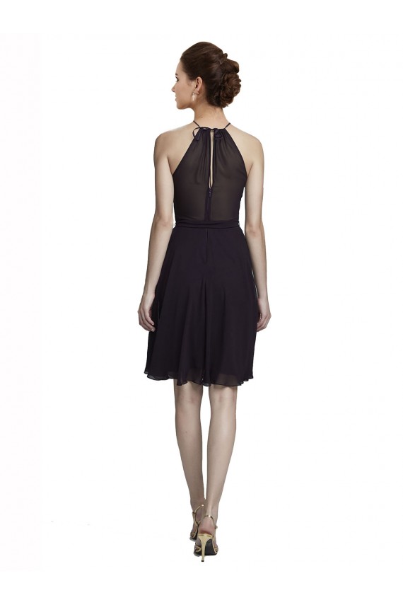 Uva Decote Alto Sem Mangas Linha A Vestidos de Madrinha / Vestidos de Cocktail / Vestidos de Homecoming Online
